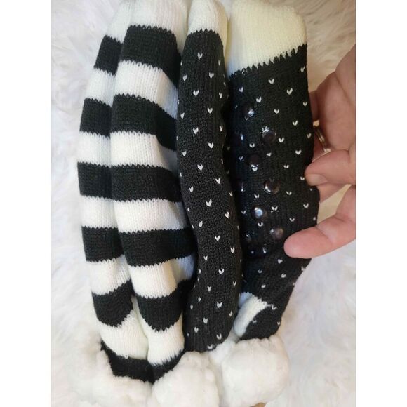 Treehouse Knits 2 Pair Thick Knit Cozy Sherpa Lined Non Skid Socks Shoe Size 5-1 - Picture 3 of 4